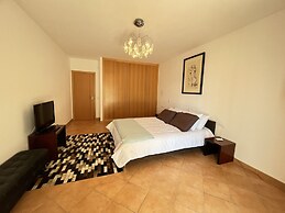 Ocean Terrace Seaview Apartment