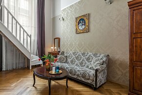 The Spiski Palace Apartments