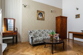 The Spiski Palace Apartments