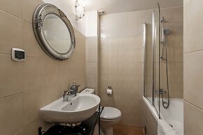 The Spiski Palace Apartments