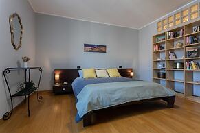 Light Blue Apartment by Wonderful Italy