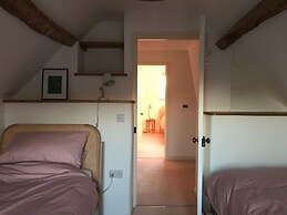 High Cogges Farm Holiday Cottages