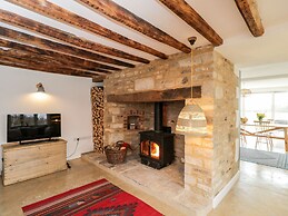 High Cogges Farm Holiday Cottages