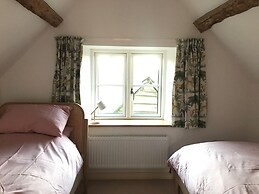 High Cogges Farm Holiday Cottages