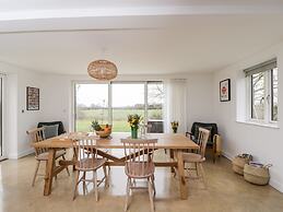 High Cogges Farm Holiday Cottages