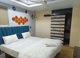 Goroomgo Santosh Inn Puri