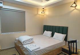 Goroomgo Santosh Inn Puri