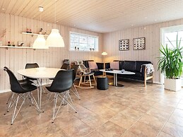 7 Person Holiday Home in Hals-by Traum