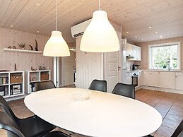 7 Person Holiday Home in Hals-by Traum