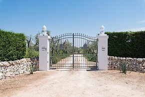 Trullo Letizia con Piscina