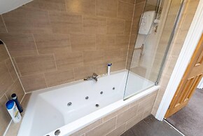 Cosy Room Walking Distance to the City