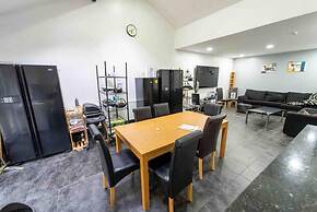 Cosy Room Walking Distance to the City