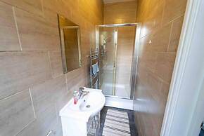 Cosy Room Walking Distance to the City