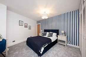 Chic 1 Bed Flat Zone 2 Hampstead Swiss Cottage