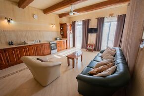 Ta Lucija 2 Bedroom Villa With Private Pool