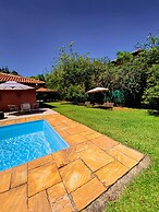 Excelente casa térrea na Granja Viana