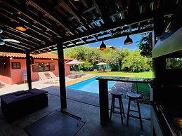 Excelente casa térrea na Granja Viana