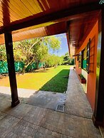 Excelente casa térrea na Granja Viana