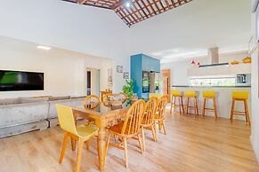 GB77 Ótima Casa 5 Quartos com Piscina