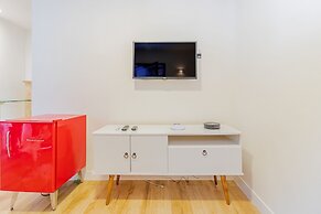 GB77 Ótima Casa 5 Quartos com Piscina