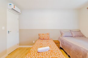 GB77 Ótima Casa 5 Quartos com Piscina