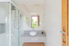 GB77 Ótima Casa 5 Quartos com Piscina