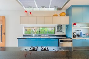 GB77 Ótima Casa 5 Quartos com Piscina