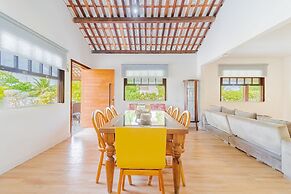 GB77 Ótima Casa 5 Quartos com Piscina