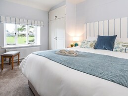 Longlands Farm Cottage