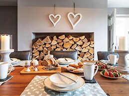 Longlands Farm Cottage