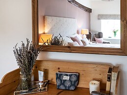 Longlands Farm Cottage