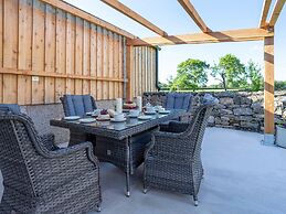 Longlands Farm Cottage