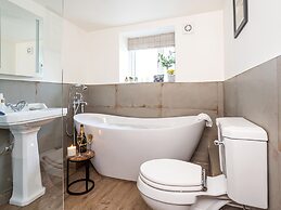 Longlands Farm Cottage