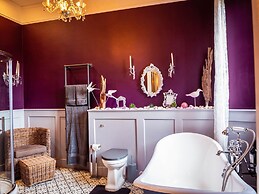 Lonsdale Villa Retreat