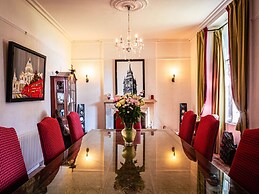 Lonsdale Villa Retreat