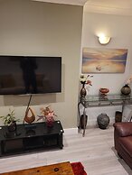 Beautiful Parkview Apartment in Seaside Eastbourne
