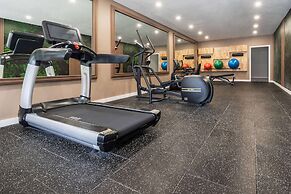 Dolce by Wyndham Hollywood