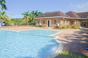 HAPPY HOLIDAYS at Drax Hall Country Club