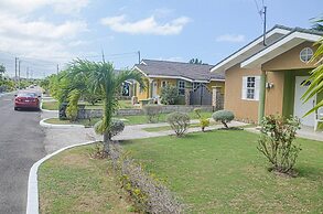 HAPPY HOLIDAYS at Drax Hall Country Club