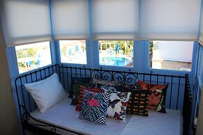 Alaçatı Viola Hotel