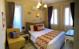 Alaçatı Viola Hotel