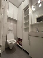 Large Modern 75m2 Flat and Free Parking