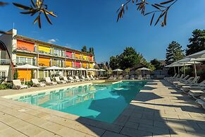 Colors Holiday Hotel