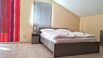 Colors Holiday Hotel