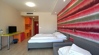 Colors Holiday Hotel