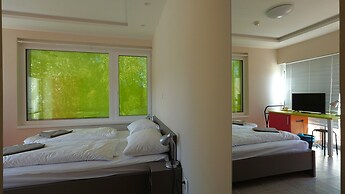 Colors Holiday Hotel