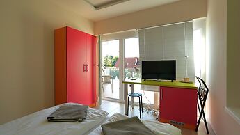 Colors Holiday Hotel