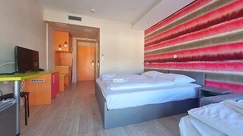 Colors Holiday Hotel