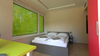 Colors Holiday Hotel