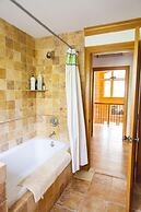 Honey Maple Grove BnB